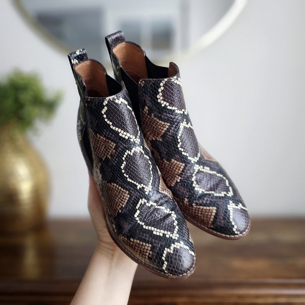 Madewell Regan Snakeskin Embossed Leather Chelsea Ankle Boots Block Heel 8